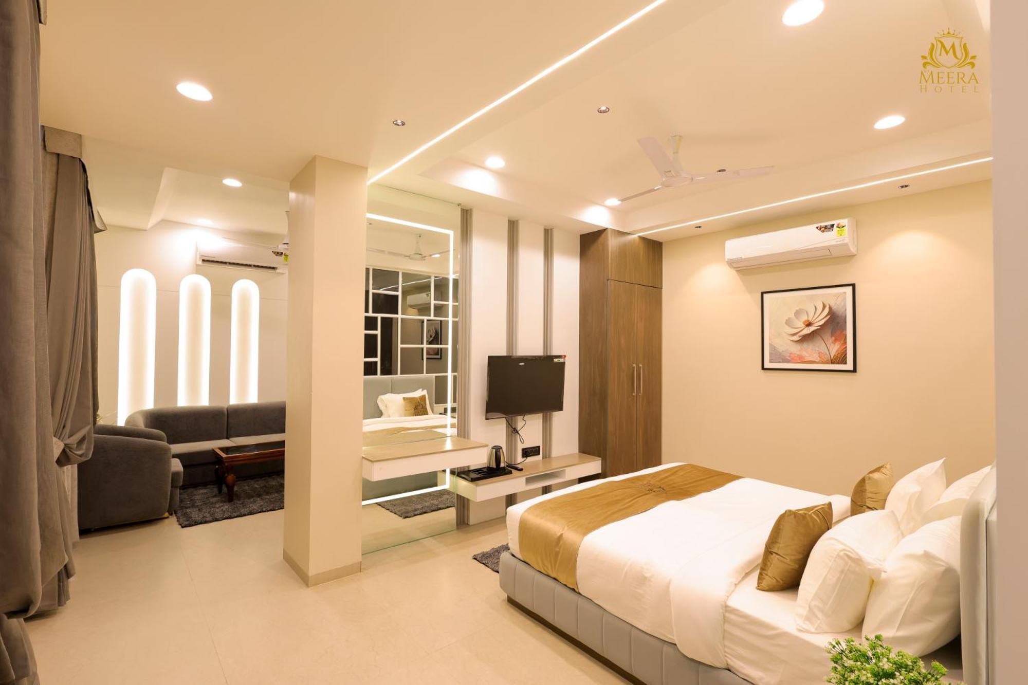 The Meera Hotel Ujjain Exterior foto